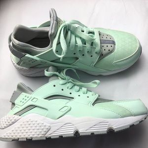 air huarache 5.5 womens sale
